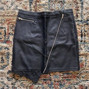 OLIVACEOUS: Faux Leather zip up mini skirt SIZE: S